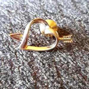 Vintage Avon pin